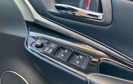 Toyota Harrier, 2020 год, 2 479 000 рублей, 28 фотография