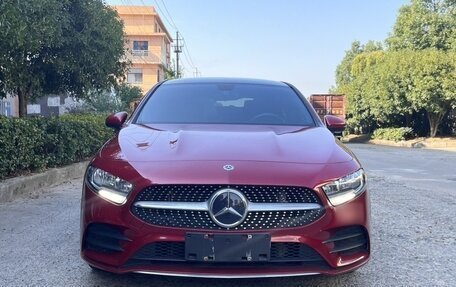 Mercedes-Benz A-Класс, 2021 год, 2 240 000 рублей, 3 фотография