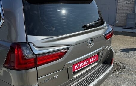 Lexus LX III, 2017 год, 10 000 000 рублей, 8 фотография