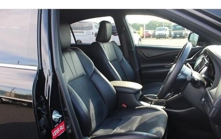 Toyota Harrier, 2020 год, 2 760 000 рублей, 12 фотография