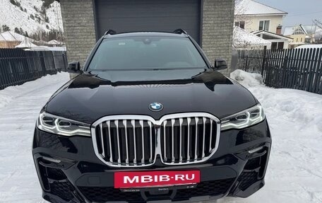 BMW X7, 2021 год, 9 450 000 рублей, 2 фотография
