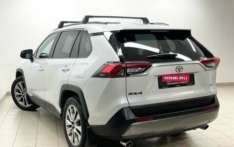 Toyota RAV4, 2021 год, 3 799 000 рублей, 6 фотография