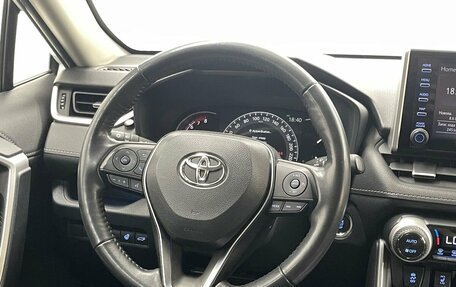 Toyota RAV4, 2021 год, 3 799 000 рублей, 23 фотография