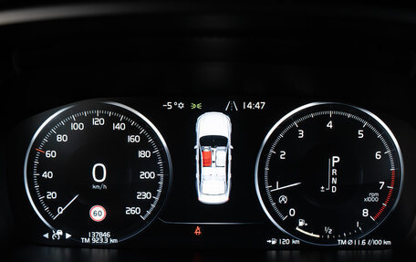 Volvo S90 II рестайлинг, 2016 год, 2 490 000 рублей, 14 фотография