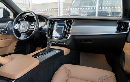 Volvo S90 II рестайлинг, 2016 год, 2 490 000 рублей, 24 фотография