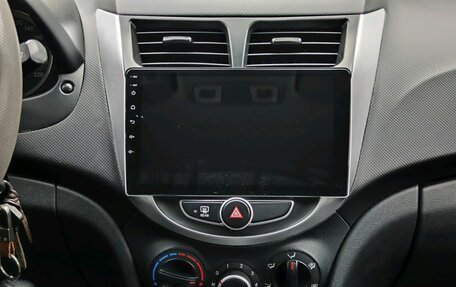 Hyundai Solaris II рестайлинг, 2012 год, 649 000 рублей, 15 фотография