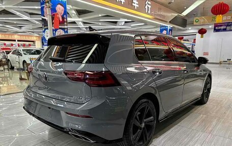 Volkswagen Golf VIII, 2022 год, 2 490 000 рублей, 4 фотография