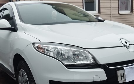 Renault Megane III, 2014 год, 850 000 рублей, 3 фотография