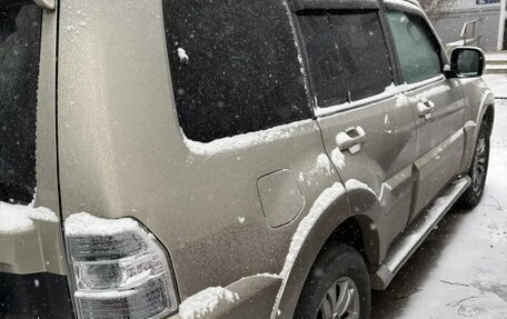 Mitsubishi Pajero IV, 2018 год, 290 000 рублей, 4 фотография