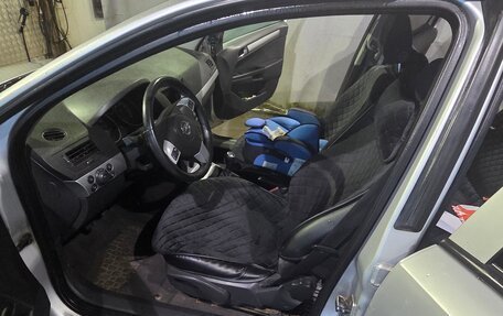 Opel Astra H, 2011 год, 600 000 рублей, 10 фотография