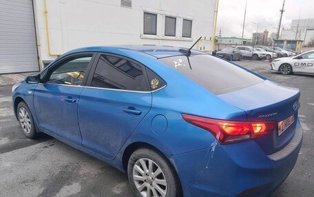 Hyundai Solaris II рестайлинг, 2017 год, 1 180 000 рублей, 5 фотография