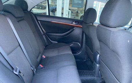 Toyota Avensis III рестайлинг, 2007 год, 759 000 рублей, 13 фотография