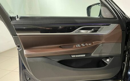 BMW 7 серия, 2017 год, 3 399 000 рублей, 17 фотография