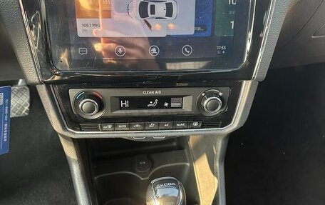 Skoda Rapid II, 2022 год, 950 000 рублей, 10 фотография