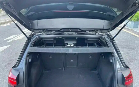 Volkswagen Golf VIII, 2021 год, 1 300 000 рублей, 20 фотография