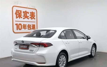 Toyota Corolla, 2022 год, 1 690 000 рублей, 2 фотография