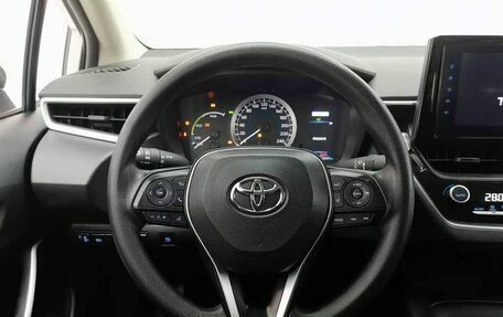 Toyota Corolla, 2022 год, 1 690 000 рублей, 11 фотография