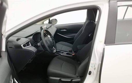 Toyota Corolla, 2022 год, 1 690 000 рублей, 10 фотография