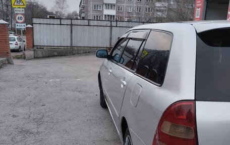 Toyota Corolla, 2004 год, 587 000 рублей, 3 фотография