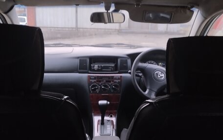 Toyota Corolla, 2004 год, 587 000 рублей, 5 фотография