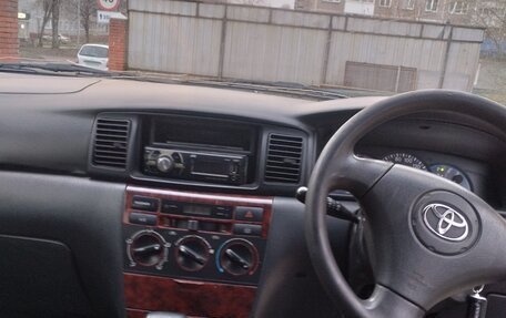 Toyota Corolla, 2004 год, 587 000 рублей, 8 фотография