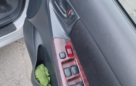 Toyota Corolla, 2004 год, 587 000 рублей, 7 фотография