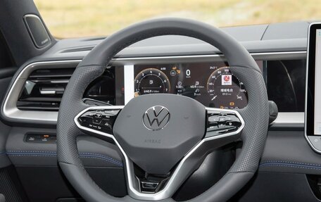 Volkswagen Teramont, 2025 год, 6 342 000 рублей, 32 фотография