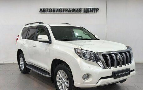 Toyota Land Cruiser Prado 150 рестайлинг 2, 2016 год, 3 190 000 рублей, 3 фотография