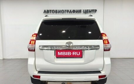 Toyota Land Cruiser Prado 150 рестайлинг 2, 2016 год, 3 190 000 рублей, 5 фотография