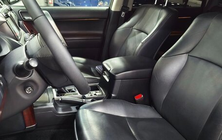 Toyota Land Cruiser Prado 150 рестайлинг 2, 2016 год, 3 190 000 рублей, 15 фотография