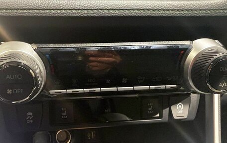 Toyota RAV4, 2025 год, 4 350 000 рублей, 11 фотография