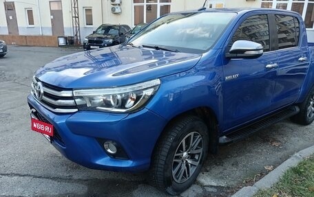 Toyota Hilux VIII, 2016 год, 2 300 000 рублей, 10 фотография