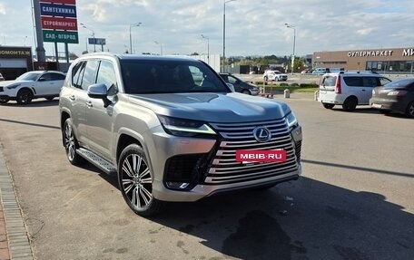 Lexus LX, 2022 год, 13 300 000 рублей, 3 фотография