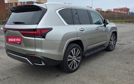 Lexus LX, 2022 год, 13 300 000 рублей, 4 фотография