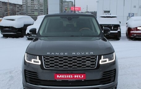 Land Rover Range Rover IV рестайлинг, 2018 год, 7 300 000 рублей, 2 фотография