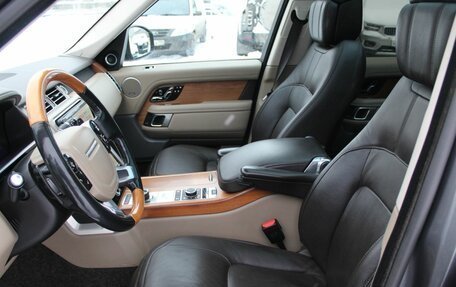 Land Rover Range Rover IV рестайлинг, 2018 год, 7 300 000 рублей, 12 фотография