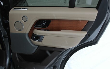 Land Rover Range Rover IV рестайлинг, 2018 год, 7 300 000 рублей, 26 фотография