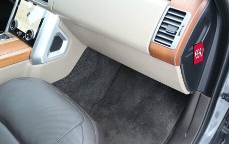 Land Rover Range Rover IV рестайлинг, 2018 год, 7 300 000 рублей, 30 фотография