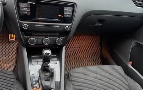 Skoda Octavia, 2015 год, 1 090 000 рублей, 14 фотография