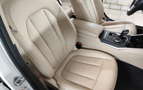 BMW 3 серия, 2020 год, 3 780 000 рублей, 14 фотография