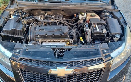 Chevrolet Cruze II, 2011 год, 695 000 рублей, 5 фотография