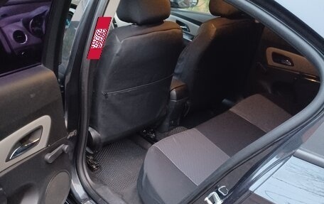 Chevrolet Cruze II, 2011 год, 695 000 рублей, 7 фотография