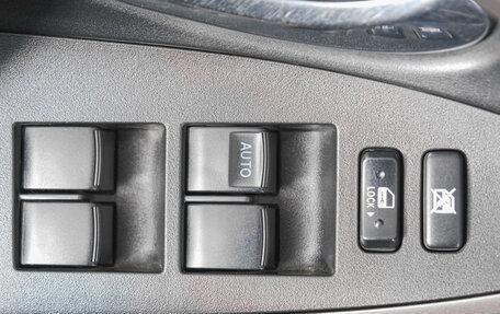 Toyota RAV4, 2006 год, 1 199 000 рублей, 25 фотография