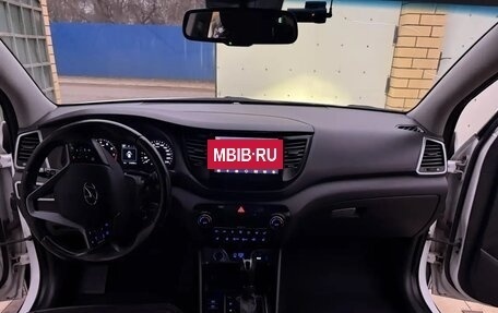 Hyundai Tucson III, 2016 год, 1 800 000 рублей, 8 фотография