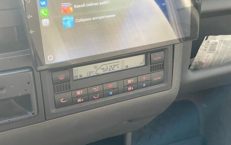 Volkswagen Caravelle T4, 1999 год, 1 200 000 рублей, 9 фотография