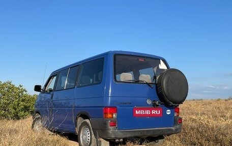 Volkswagen Caravelle T4, 1999 год, 1 200 000 рублей, 20 фотография