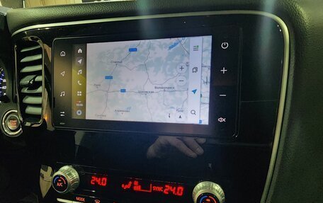 Mitsubishi Outlander III рестайлинг 3, 2021 год, 2 450 000 рублей, 11 фотография