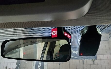 Mitsubishi Outlander III рестайлинг 3, 2021 год, 2 450 000 рублей, 10 фотография