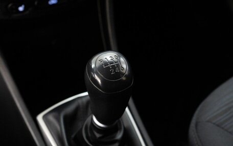 Hyundai Solaris II рестайлинг, 2016 год, 1 030 000 рублей, 13 фотография