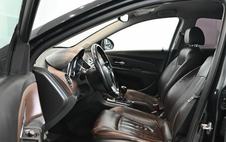 Chevrolet Cruze II, 2013 год, 800 000 рублей, 17 фотография